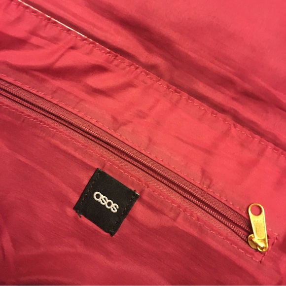 ASOS Faux Crocodile Clutch - Picture 7 of 7